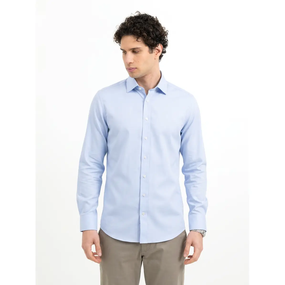 Camisa hombre J. HARVEST & FROST YB150 TWILL SLIM 2915002 1 Camisa hombre J. HARVEST & FROST YB150 TWILL SLIM 2915002, Sky blue, vista frontal con modelo