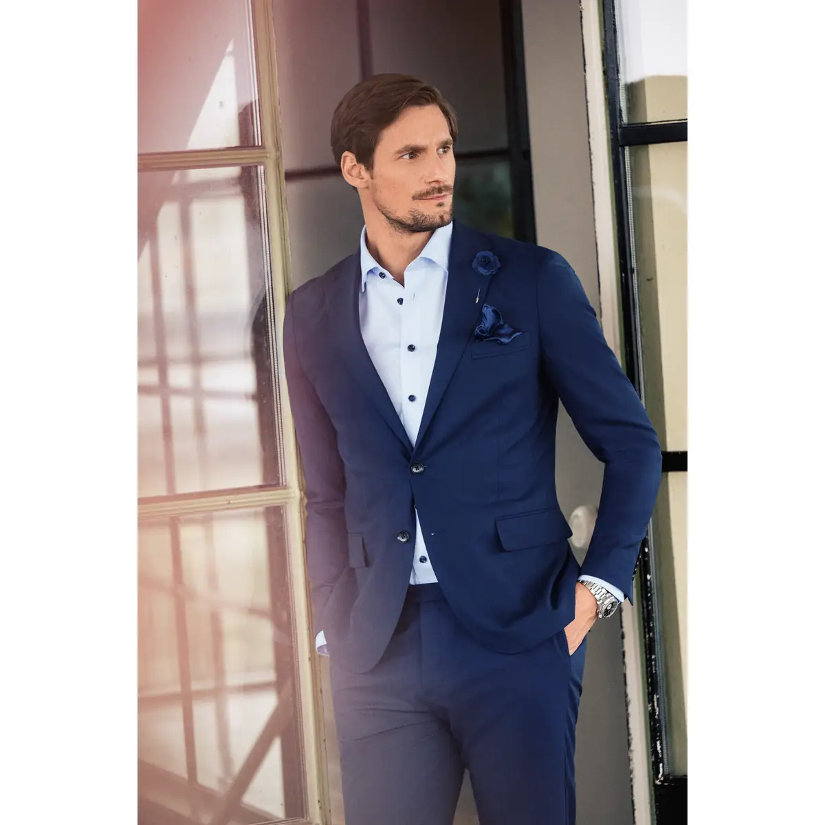 Pantalón hombre J. HARVEST & FROST CLASSIC TROUSER 2966121 25 Pantalón hombre J. HARVEST & FROST CLASSIC TROUSER 2966121, con modelo, vista frontal