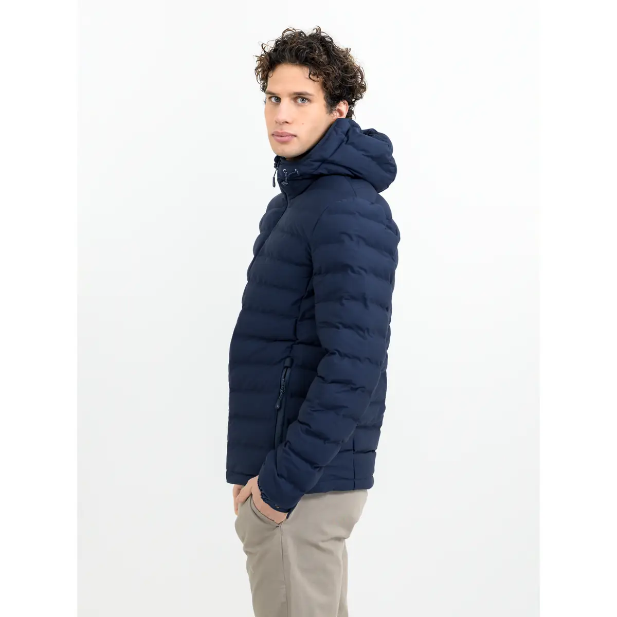 Chaqueta de hombre JAMES HARVEST WOODLAKE HEIGHTS 2111037 15 Chaqueta de hombre James Harvest Woodlake Heights 2111037, Marino, con modelo, lateral izquierdo