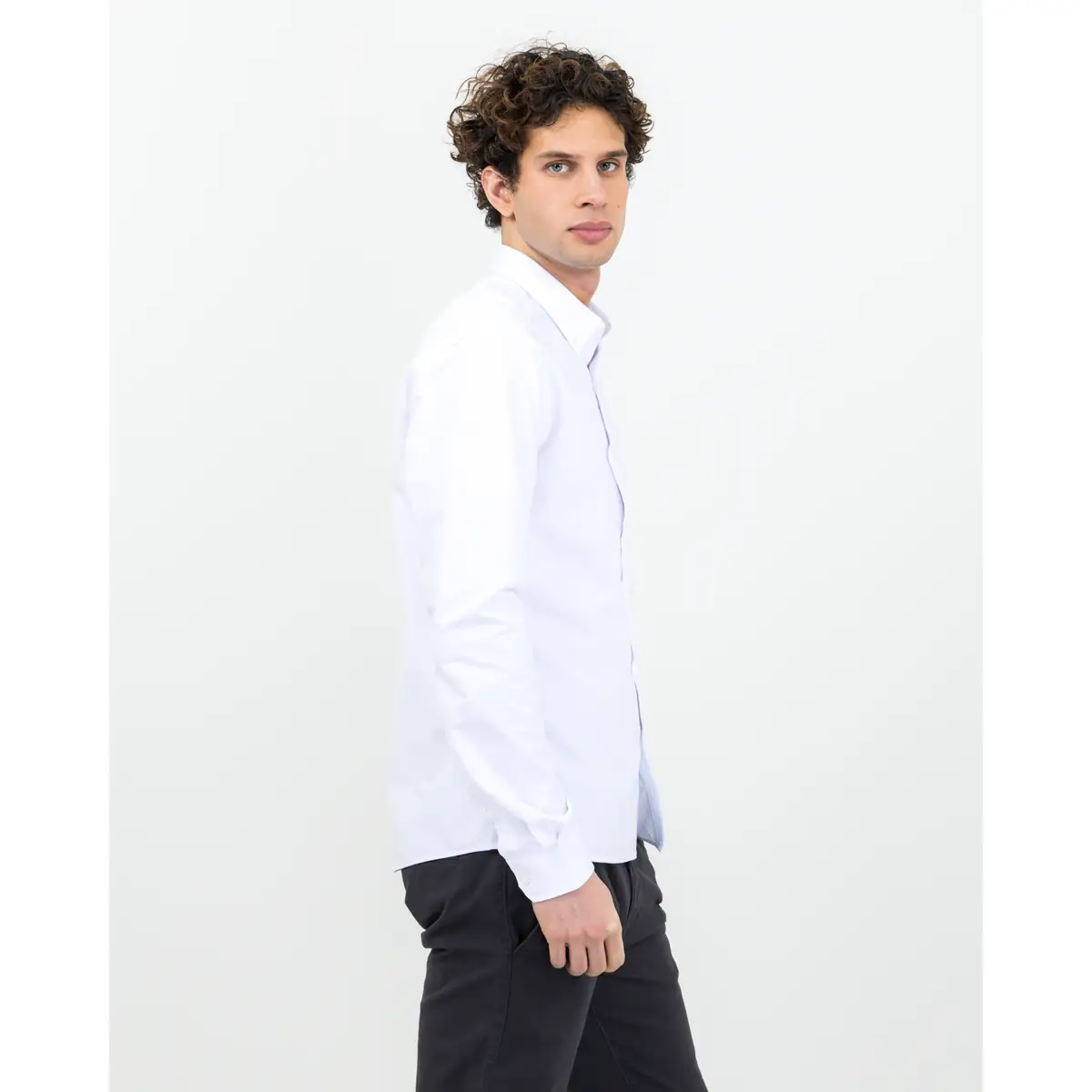 Camisa de hombre JAMES HARVEST ALLEN OXFORD 2113042 1 Camisa de hombre James Harvest Allen Oxford 2113042, Blanco, con modelo, lateral derecho