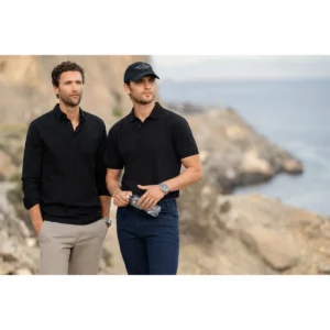 Polos JAMES HARVEST SUPREME CLASSIC 2115005, SUPREME STRETCH 2115006 y AMERICAN SUPREME L/S 2115007, con modelos en exterior