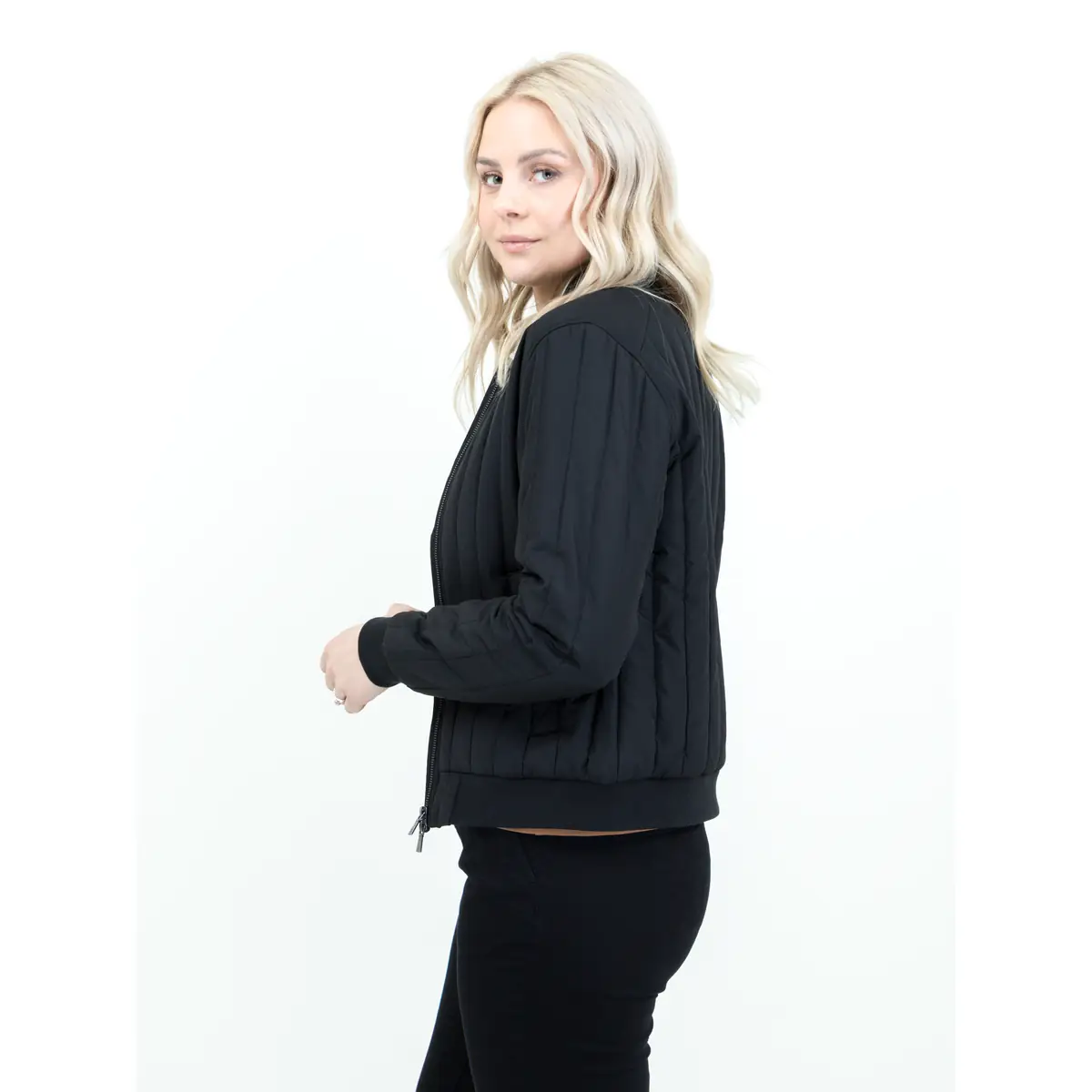Chaqueta mujer JAMES HARVEST SCARSDALE JACKET 2121059 11 Chaqueta acolchada James Harvest Scarsdale Jacket Women 2121059, Negro, con modelo, lateral izquierdo