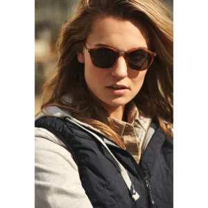 Chaqueta mujer JAMES HARVEST DEER RIDGE WOMAN 2121032, detalle de la chaqueta con modelo