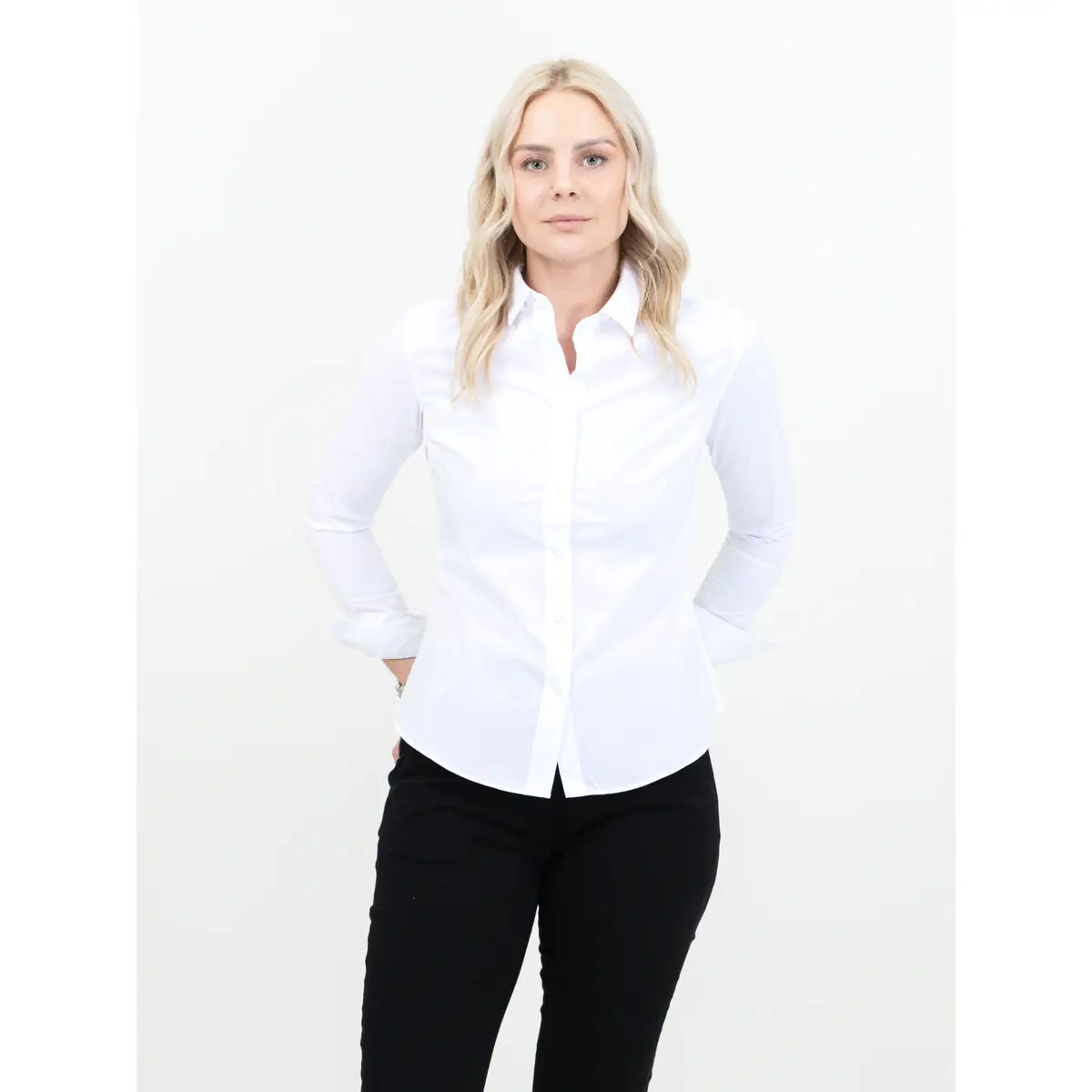 Camisa de mujer JAMES HARVEST ACTON WOMAN 2123031 1 Camisa de mujer James Harvest Acton Woman 2123031, Blanco, con modelo, vista frontal