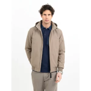 Chaqueta hombre JAMES HARVEST MONTANA BOMBERJACKET 2131050, Nogal, vista frontal con modelo