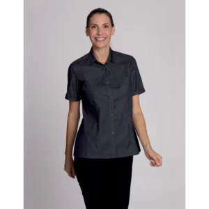Blusa de mujer Leiber 08/2150 gris jeans, frontal con modelo