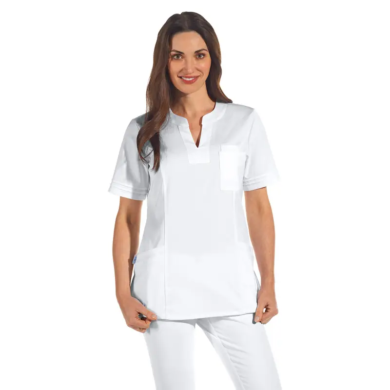 Casaca de mujer Leiber 08/2557 1 Casaca Leiber 08/2557 blanco, vista frontal puesta en modelo