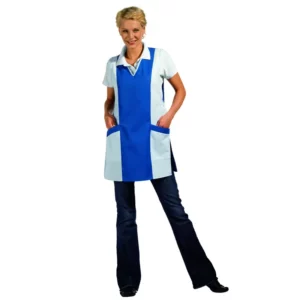 Casulla Leiber 08/264 blanco/azul royal, puesto en modelo, vista frontal