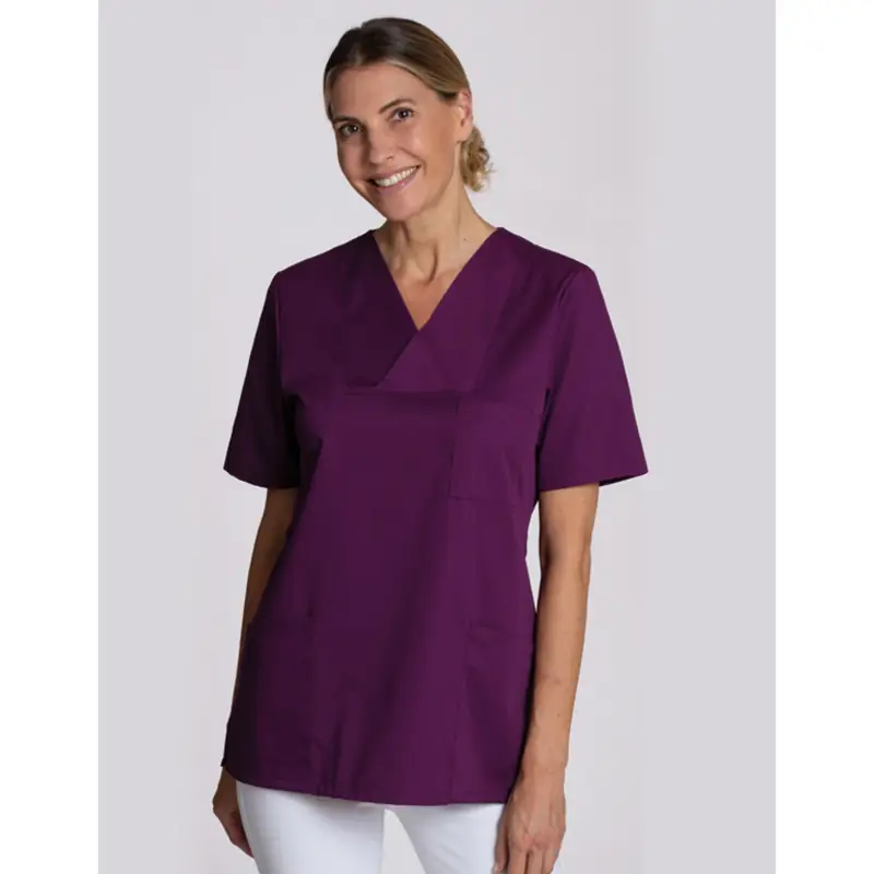 Casaca sanitaria de mujer Leiber 08/2732 2 Casaca sanitaria de mujer Leiber 08/2732 cereza oscuro, vista frontal con modelo