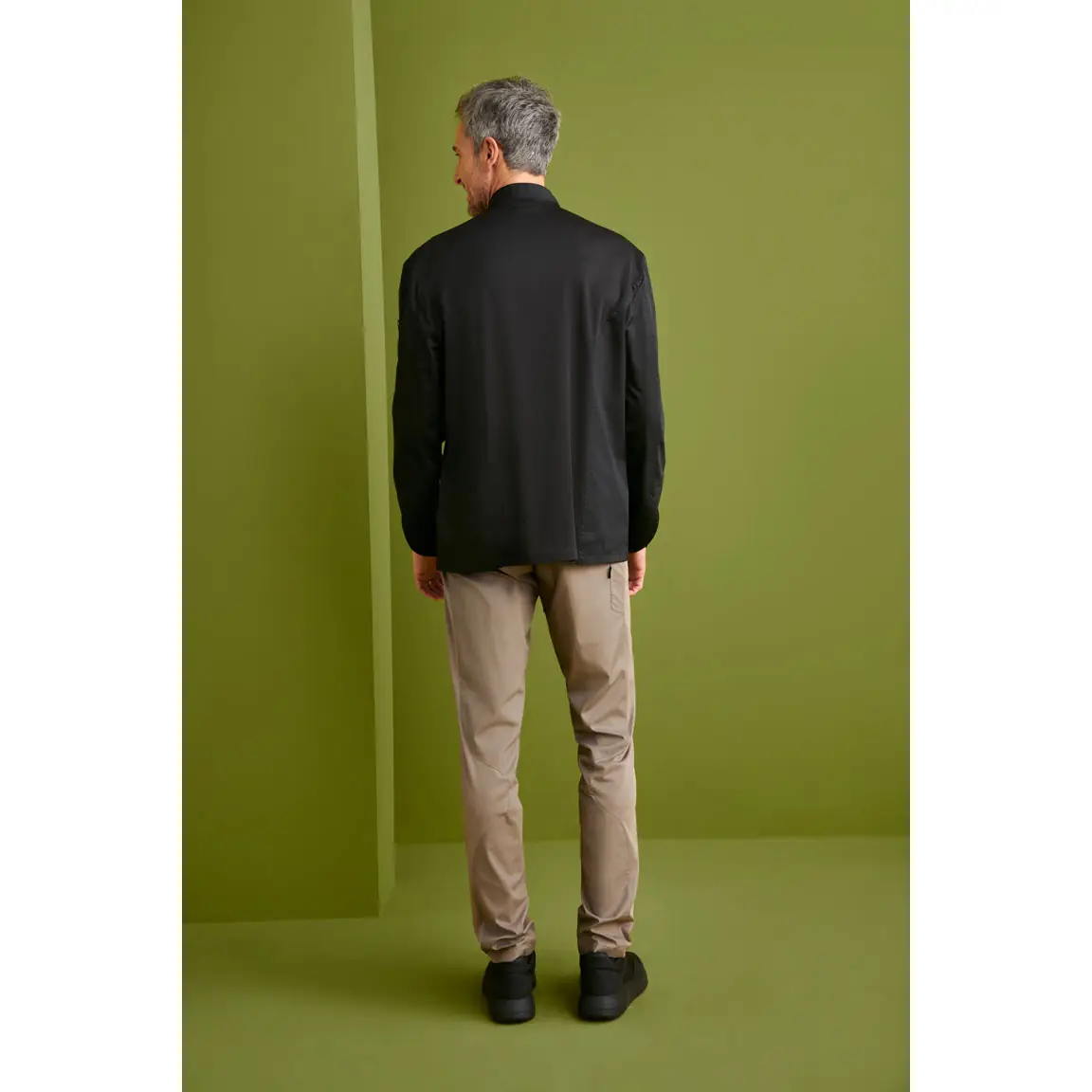 Chaquetilla Regular Fit Monza 04118 3 Chaquetilla Regular Fit Monza 04118 en negro, vista posterior