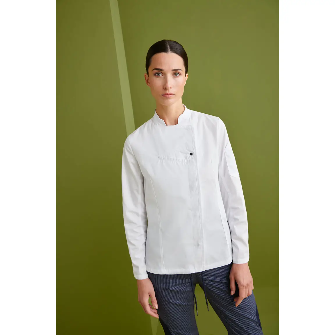 Chaquetilla Slim Fit Monza 04125 4 Chaquetilla Slim Fit Monza 04125 en blanco, vista frontal