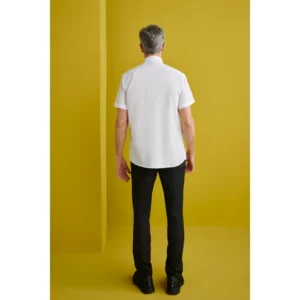 Camisa Manga Corta Cuello Italiano Regular Fit Monza 02031 en blanco, vista posterior