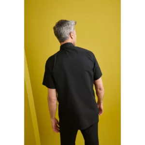 Camisa Manga Corta Cuello Italiano Regular Fit Monza 02031 en negro, vista posterior
