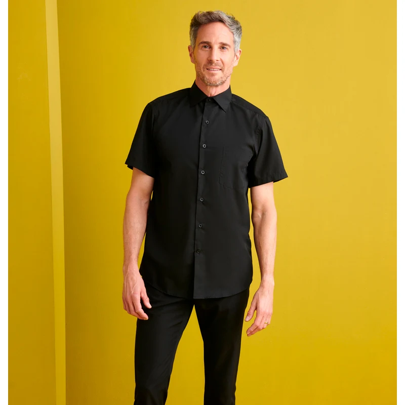 Camisa Manga Corta Cuello Italiano Regular Fit Monza 02031 1 Camisa Manga Corta Cuello Italiano Regular Fit Monza 02031 en negro, vista frontal