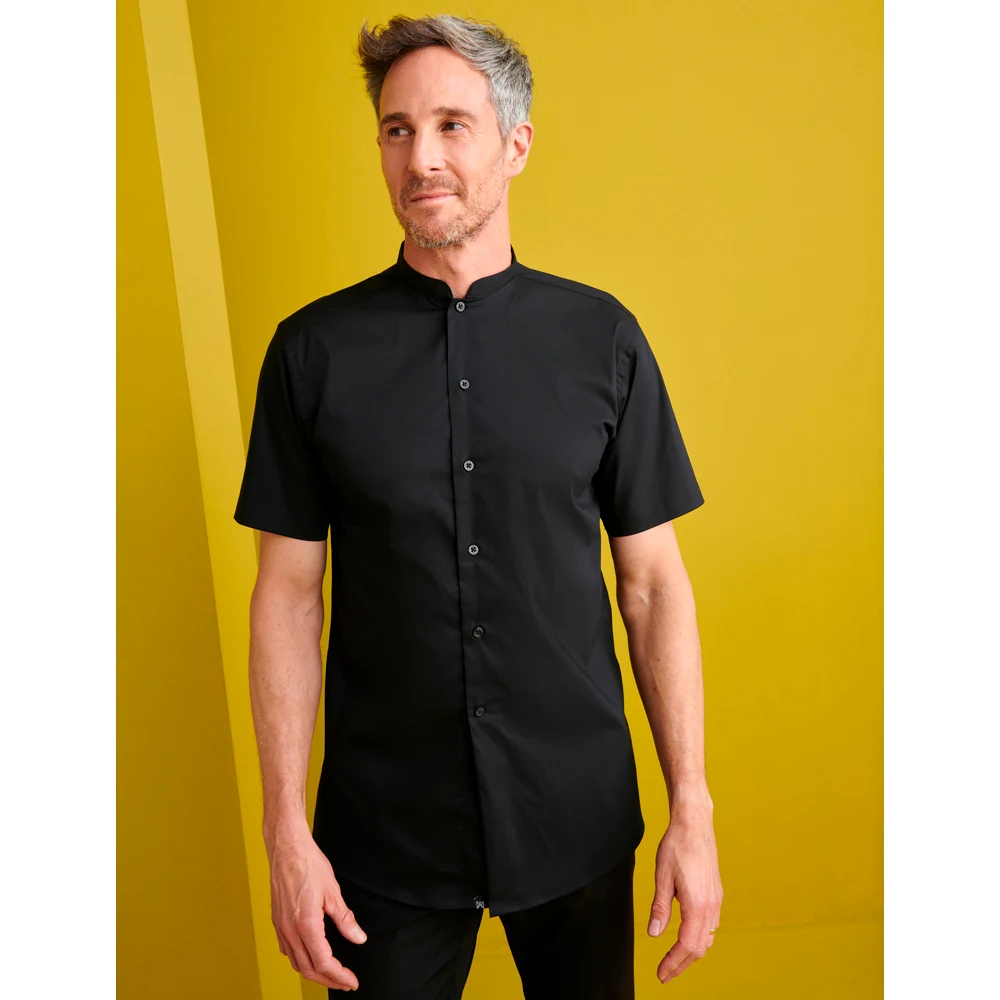 Camisa Manga Corta Cuello Mao Slim Fit Monza 02140 1 Camisa Manga Corta Cuello Mao Slim Fit Monza 02140 en negro, vista frontal