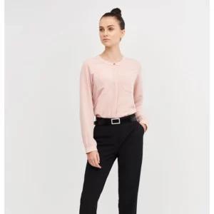 Blusa Fluída Regular Fit Monza 02245 en rosa claro, vista frontal
