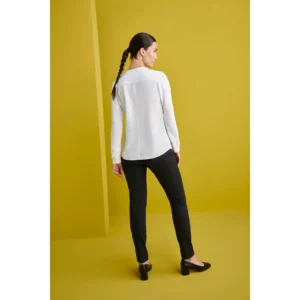 Blusa Fluída Regular Fit Monza 02245 en blanco, vista posterior