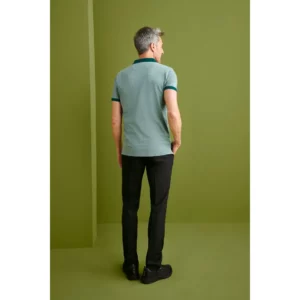 Polo Cuello Camisero Regular Fit Monza 03014 en verde botella, vista posterior