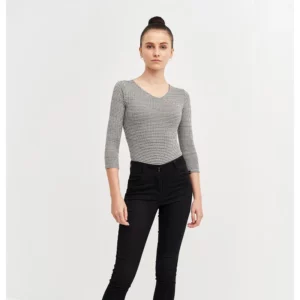 Body Cuello Pico Slim Fit Monza 03024 en cuadro vichy negro-blanco, vista frontal