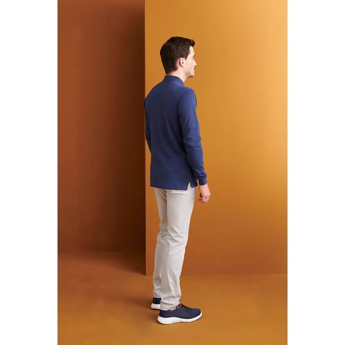 Polo Cuello Mao y Cremallera Regular Fit Monza 03035 4 Polo Cuello Mao y Cremallera Regular Fit Monza 03035 en marino, vista lateral