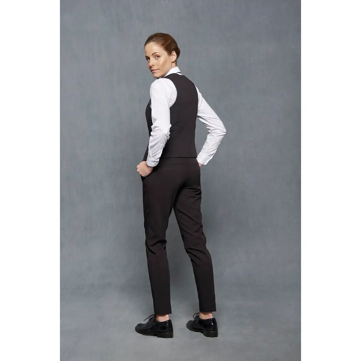 Pantalón de Vestir Slim Fit Monza 04151 3 Pantalón de Vestir Slim Fit Monza 04151 en negro, vista posterior