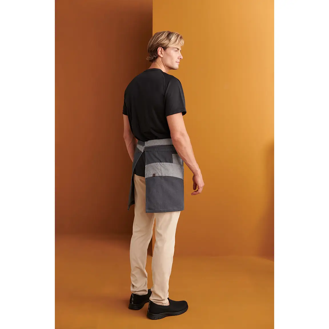 Delantal Francés Cerrado Denim Monza 5217 25.46 3 Delantal Francés Cerrado Denim Monza 5217 25.46 en gris medio, vista posterior