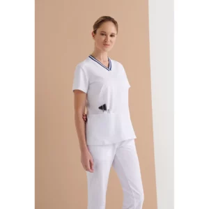 Casaca sanitaria mujer Monza Aquila 22.24 - Blanco - frontal con persona