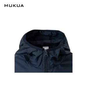 Cortavientos unisex Mukua STOCKTON WZ60U Navy, detalle de capucha y cierre