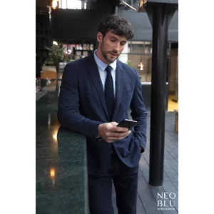 Americana de piqué hombre NEOBLU MARCEL MEN 03169, vista con modelo.