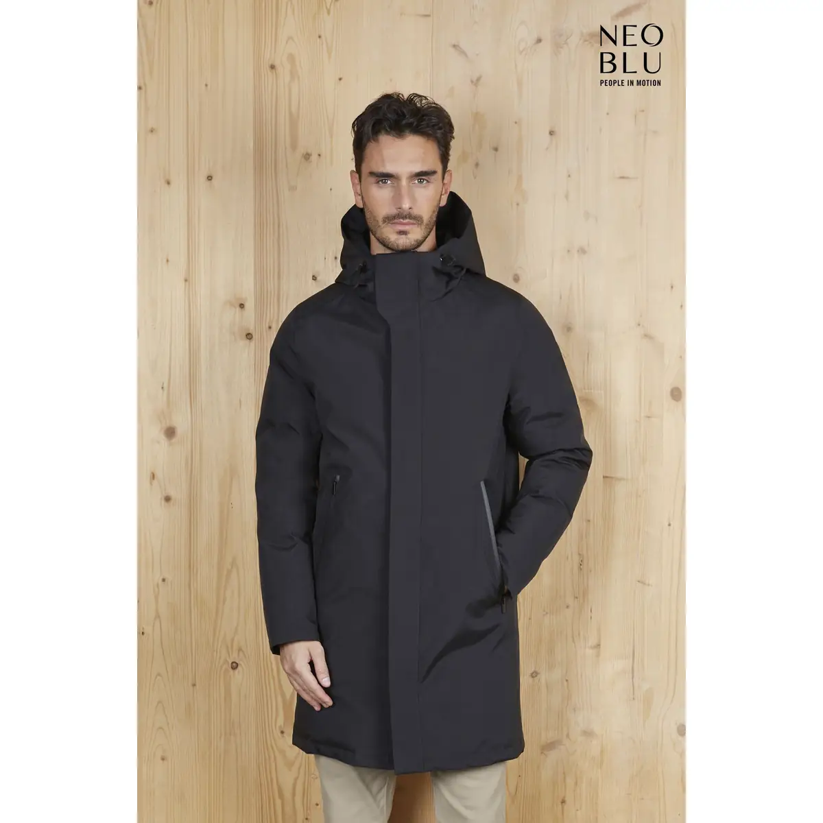Parka hombre NEOBLU ALFI MEN 04002 1 Parka hombre NEOBLU ALFI MEN 04002, vista con modelo.