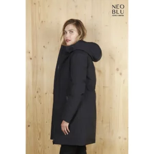 Parka acolchada mujer NEOBLU ALFI WOMEN 04005, vista trasera con modelo.