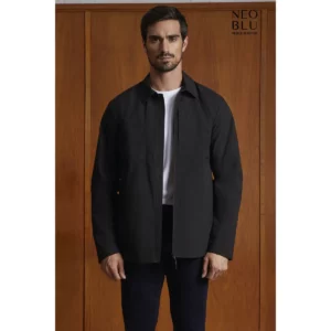 Cazadora unisex NEOBLU ANTON 04800, vista con modelo.