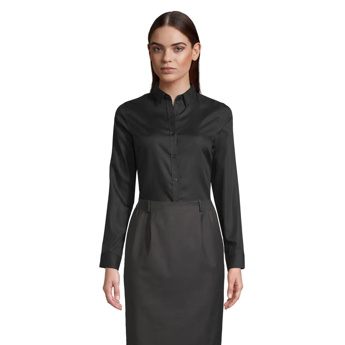 Camisa sin planchado mujer NEOBLU BLAISE WOMEN 03183 2 Camisa sin planchado mujer NEOBLU BLAISE WOMEN 03183 en Negro profundo, vista con modelo.