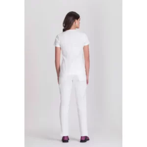 Túnica sanitaria de mujer Norvil 1140 en blanco, vista trasera, sobre modelo.