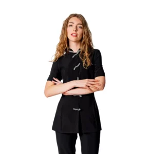 Casaca slim fit de mujer Norvil 1142 en negro, vista frontal, sobre modelo.