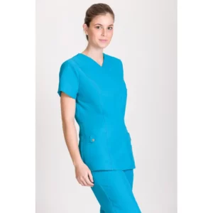 Casaca antilejía de mujer Norvil 1170 en turquesa, vista frontal, sobre modelo.