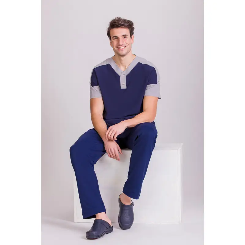 Túnica confort fit de hombre Norvil 1171 1 Túnica confort fit de hombre Norvil 1171 en azul/gris, vista frontal, sobre modelo.