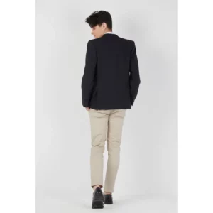 Americana de hombre regular fit Norvil 3124 en marino, vista trasera, sobre modelo.