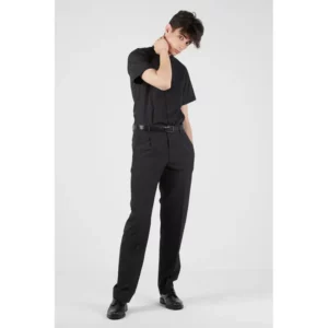 Pantalón de hombre práctica classic fit Norvil 52 en marengo, vista frontal, sobre modelo.