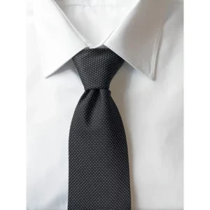 Corbata estampada Norvil 532 en negro, vista frontal.