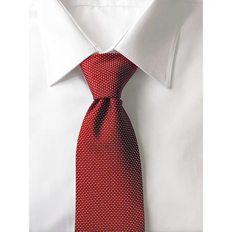 Corbata estampada Norvil 532 2 Corbata estampada Norvil 532 en rojo, vista frontal.