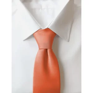 Corbata clásica Norvil 533 en naranja, vista frontal.