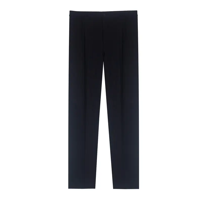 Pantalón de hombre classic fit Norvil 54 3 Pantalón de hombre classic fit Norvil 54 en negro, vista frontal.