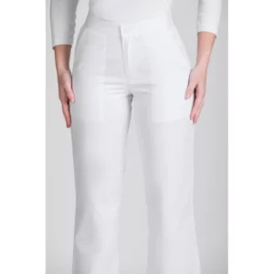 Pantalón sanitario unisex Norvil 82 en blanco, vista frontal, sobre modelo y encuadre parcial.