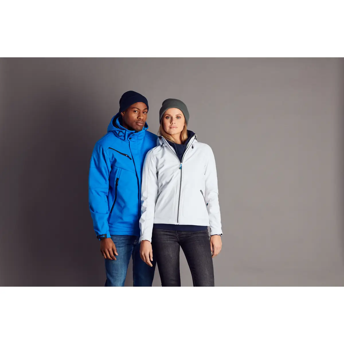 Chaqueta hombre PRINTER ESSENTIALS SKELETON 2261035 30 Chaquetas PRINTER SKELETON y KARTING LADY, vista frontal con modelos