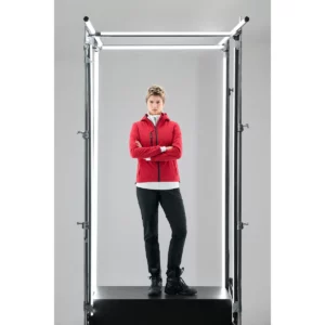 Prendas PRINTER, vista frontal con modelo de cuerpo entero