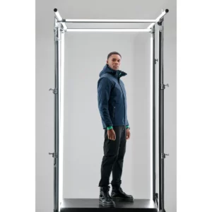 Chaqueta hombre PRINTER ESSENTIALS OVERLANDING 2261069, vista lateral con modelo