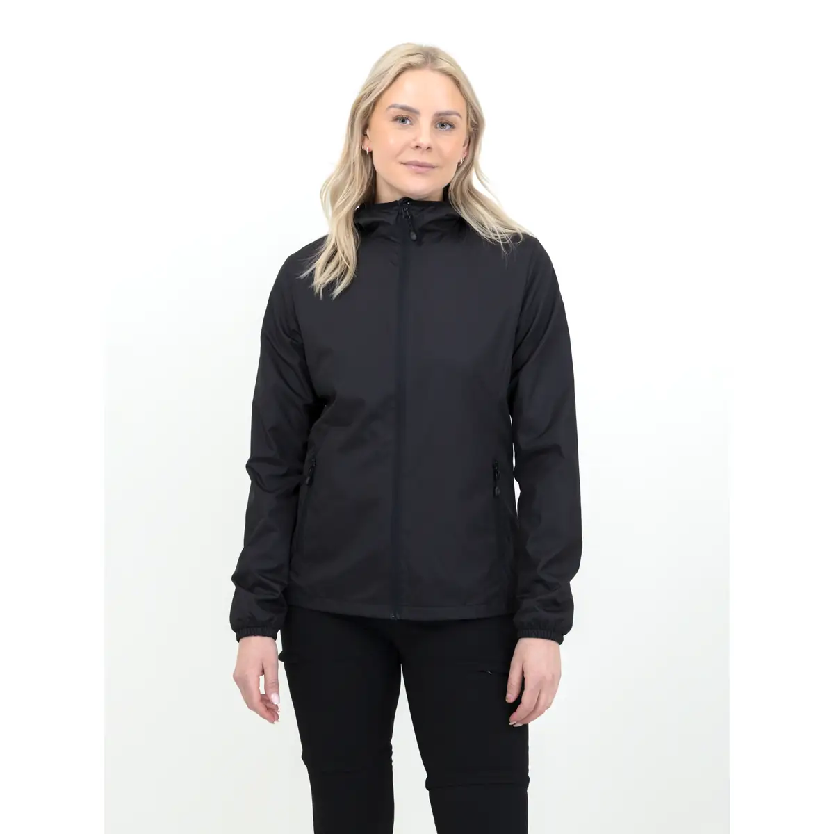 Cortaviento mujer PRINTER RED GRAB WINDBREAKER WOMEN 2261080 1 Cortaviento mujer PRINTER RED GRAB WINDBREAKER WOMEN 2261080, vista frontal con modelo
