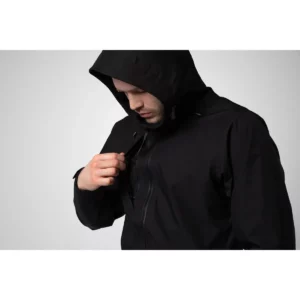 Chaqueta impermeable para hombre PROJOB 3425 VENTAIR 643425, con modelo, detalle de la capucha