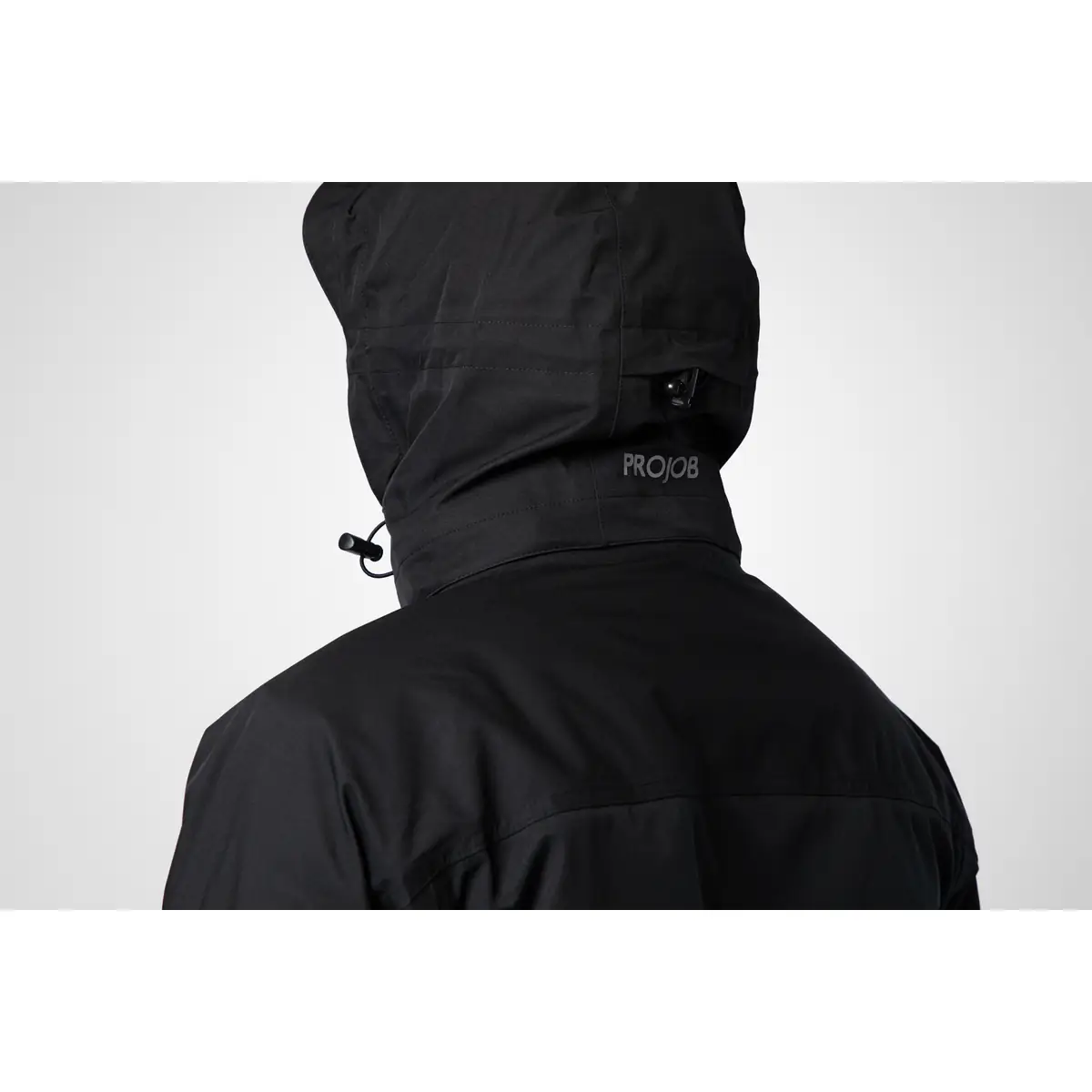 Chaqueta hombre PROJOB 4424 644424 11 Chaqueta hombre PROJOB 4424 644424, con modelo, detalle de la capucha y el cuello